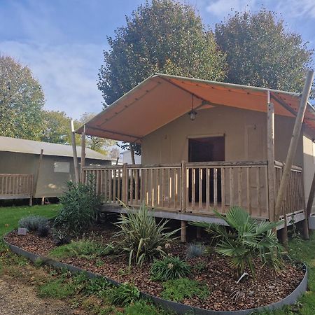 Camping Les Rives Du Lac Bois Morin Exterior photo