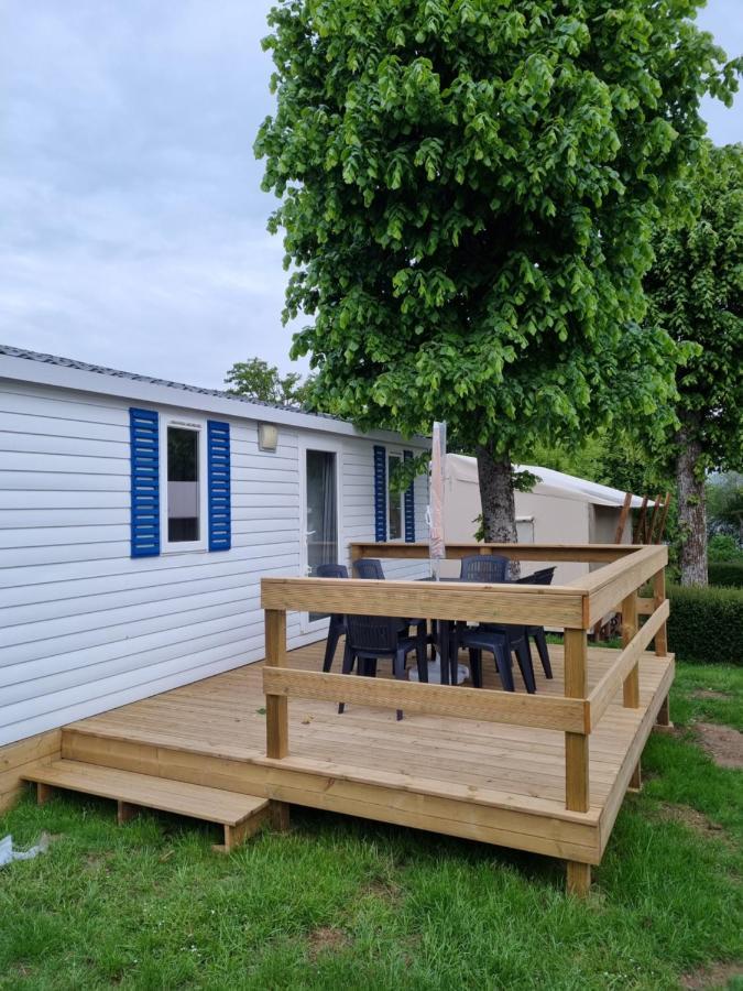 Camping Les Rives Du Lac Bois Morin Exterior photo